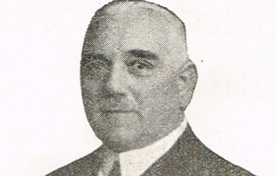 Albert Mauritzen ejede mange travheste i begyndelse af sidste århundrede.